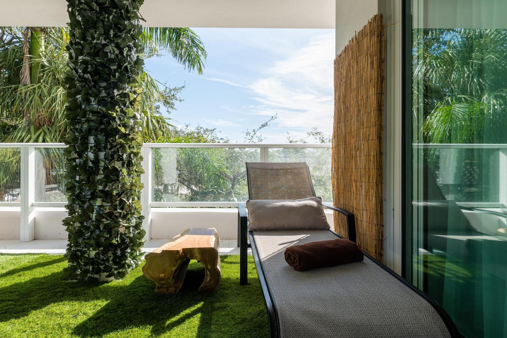 Miami Wood Apart Hotel New 2024 - Private Terrace - Free Garage - Beach 5 Min Hollywood Extérieur photo
