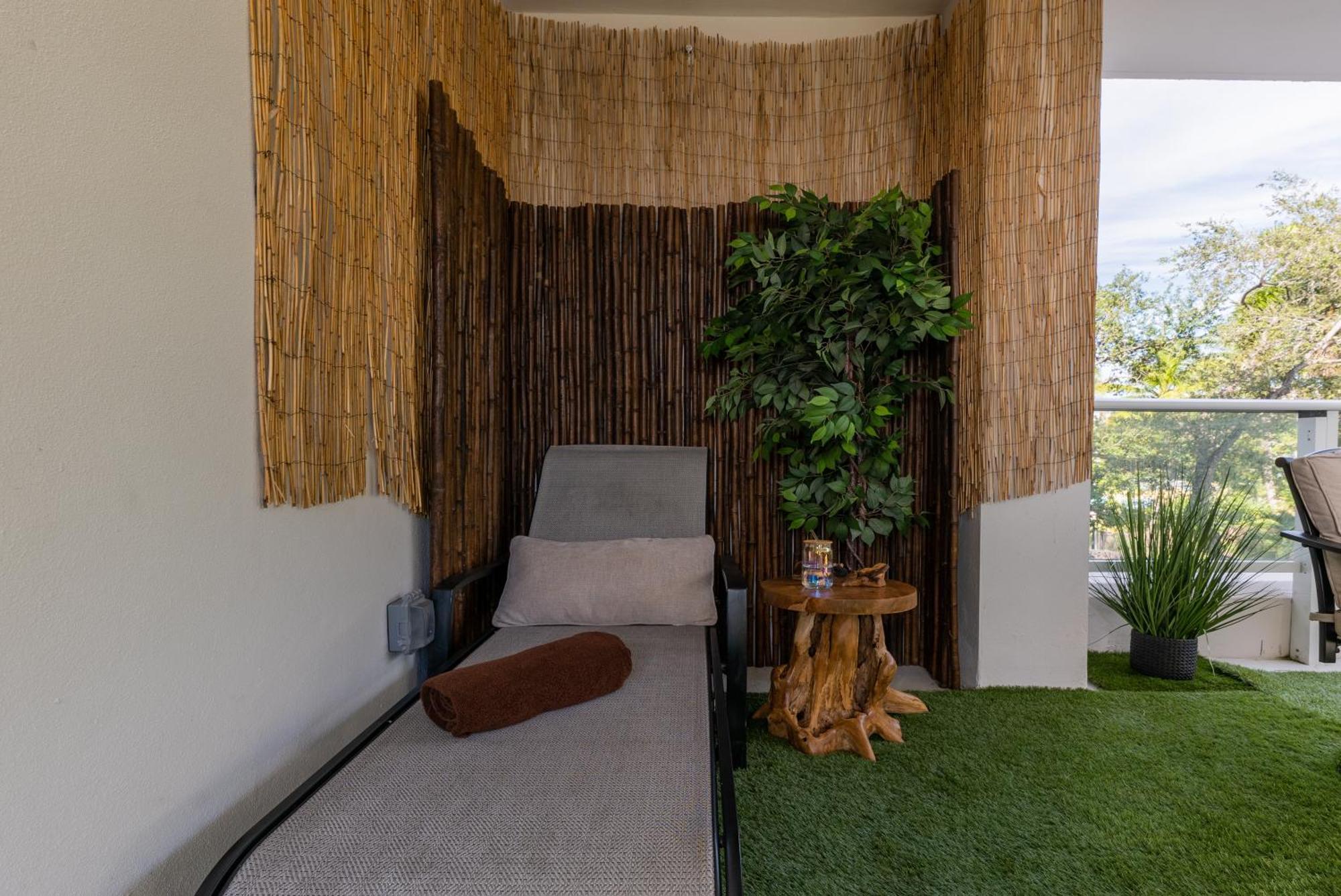 Miami Wood Apart Hotel New 2024 - Private Terrace - Free Garage - Beach 5 Min Hollywood Extérieur photo